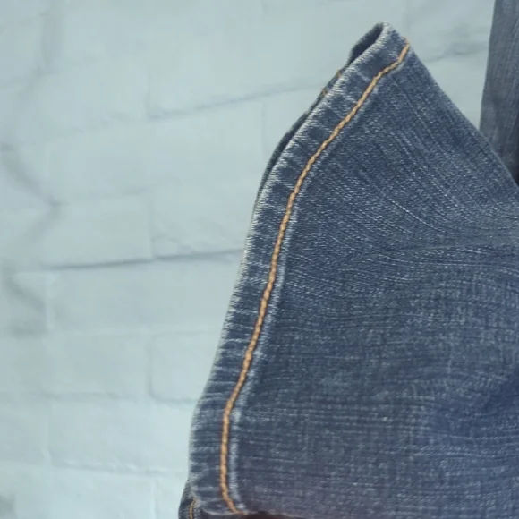 Shyanne Jean with Brown Stitching - Picture 10 of 10